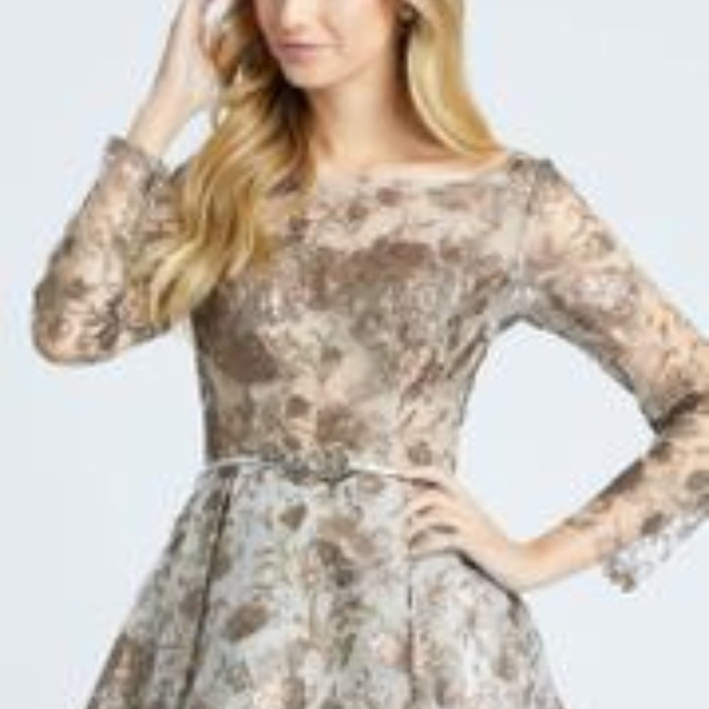 Mac  Duggal    Evening  Gown D20123